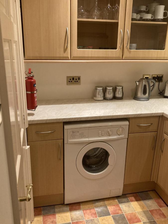 Exclusive 2 Bedroom Apartment With Summer House And Hot Tub Daventry Exterior foto