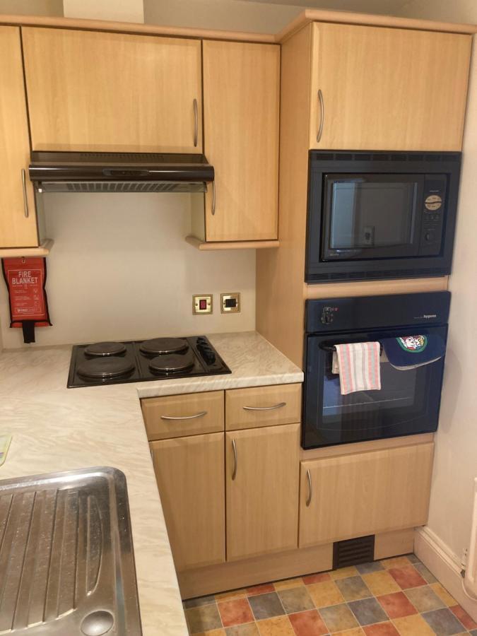 Exclusive 2 Bedroom Apartment With Summer House And Hot Tub Daventry Exterior foto