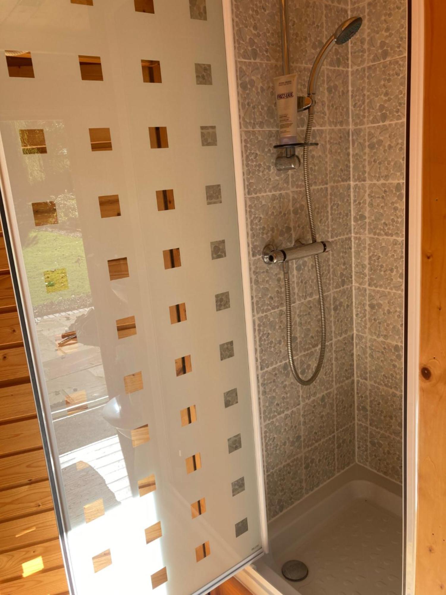 Exclusive 2 Bedroom Apartment With Summer House And Hot Tub Daventry Exterior foto